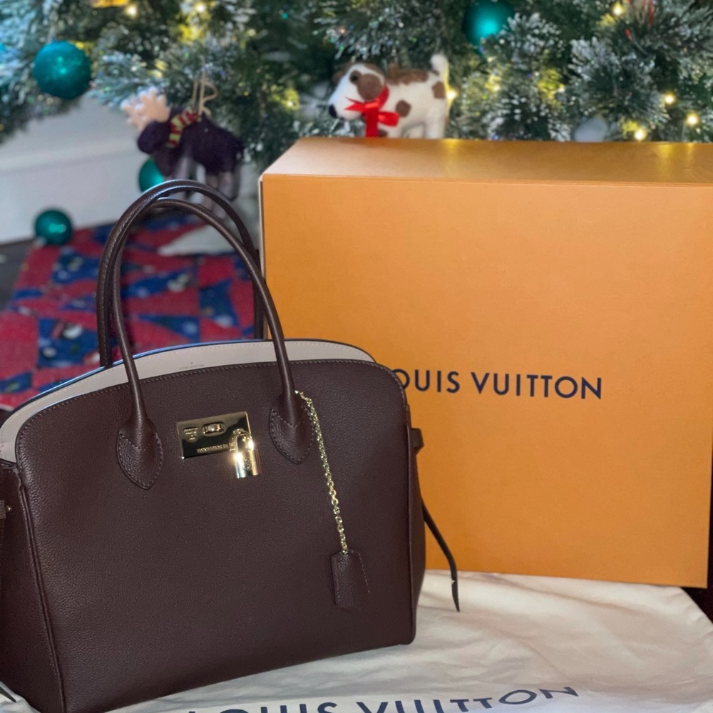 Louis Vuitton Brown Satchel with Elegant Design